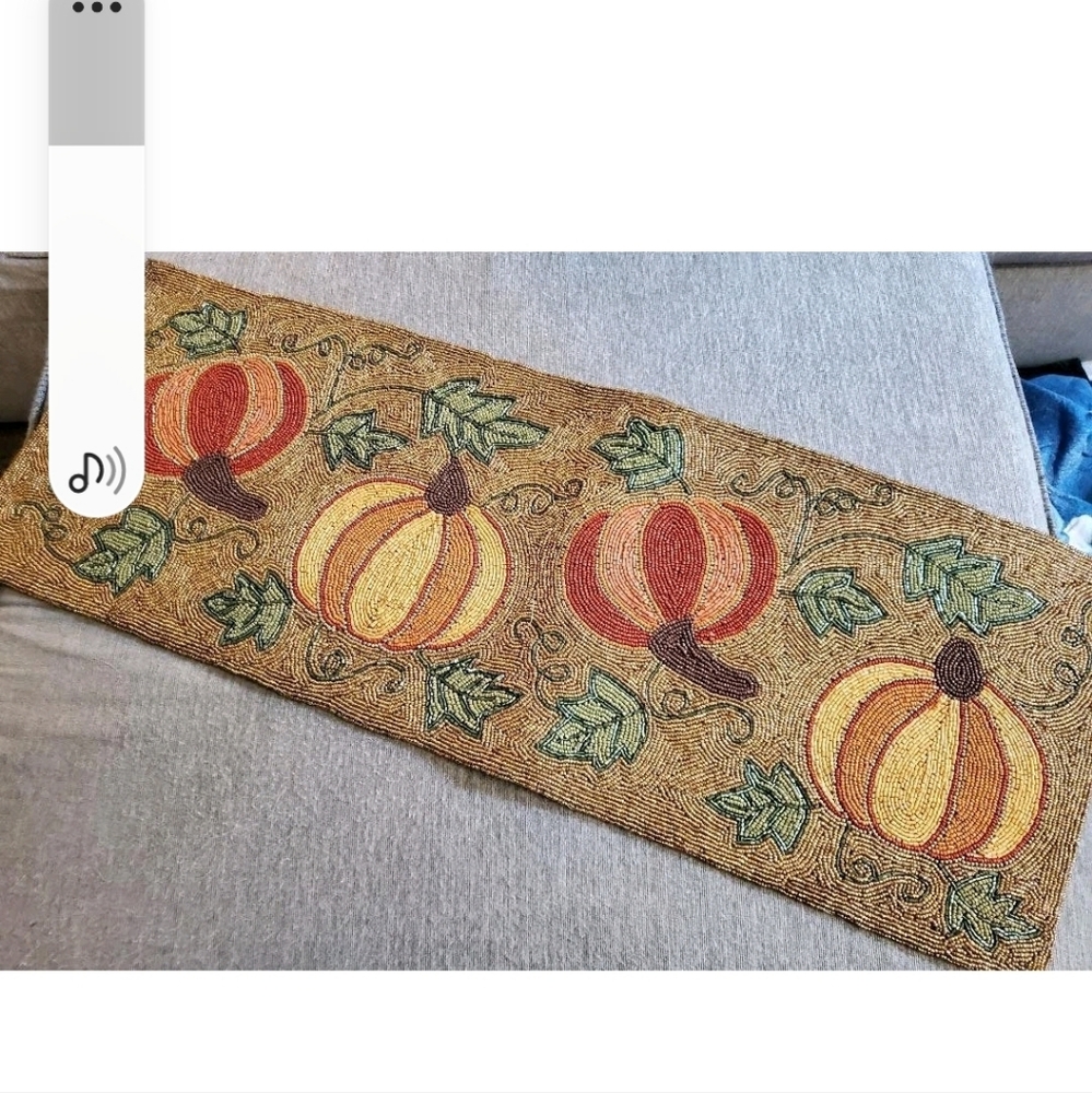 Autumn Pumpkin Table Runner